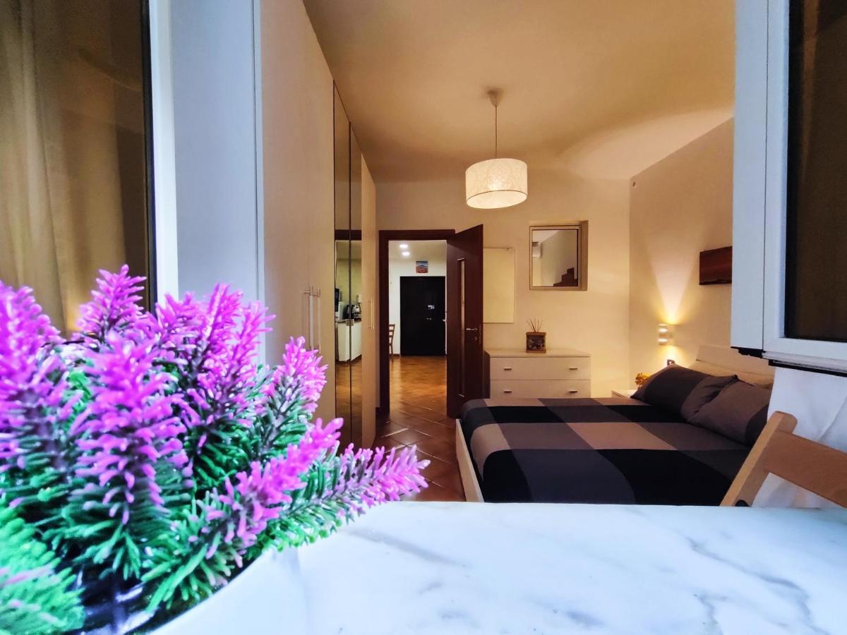 Chiaia House Vetriera Appartement *